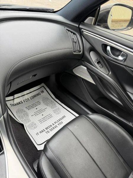 2019 INFINITI Q60 3.0t LUXE