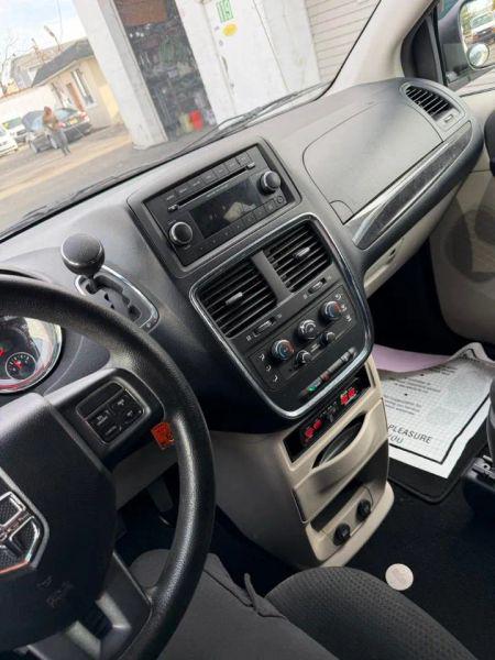 2012 Dodge Grand Caravan SE/AVP