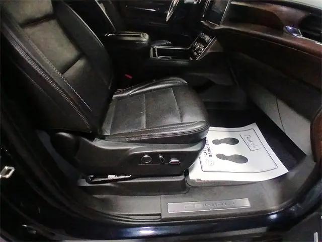 2021 GMC Yukon 4WD Denali
