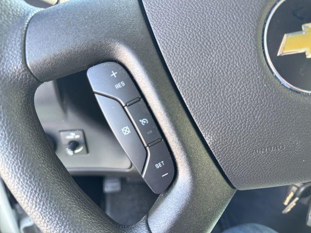 2025 Chevrolet Express Cutaway 4500 Van