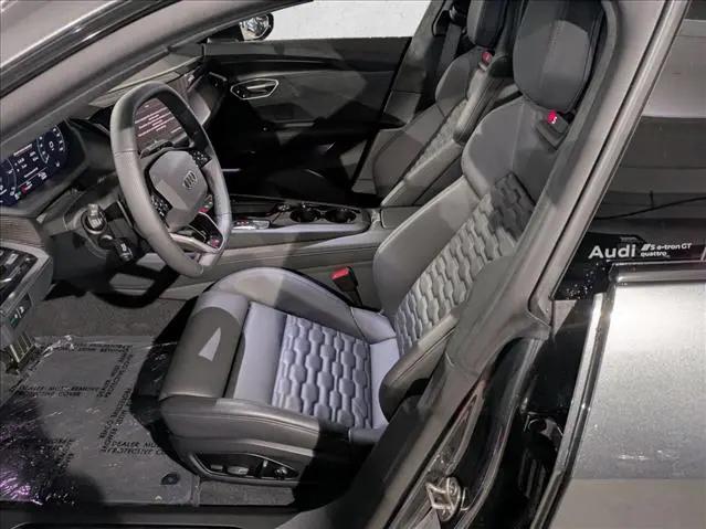 2026 Audi e-tron GT Prestige quattro
