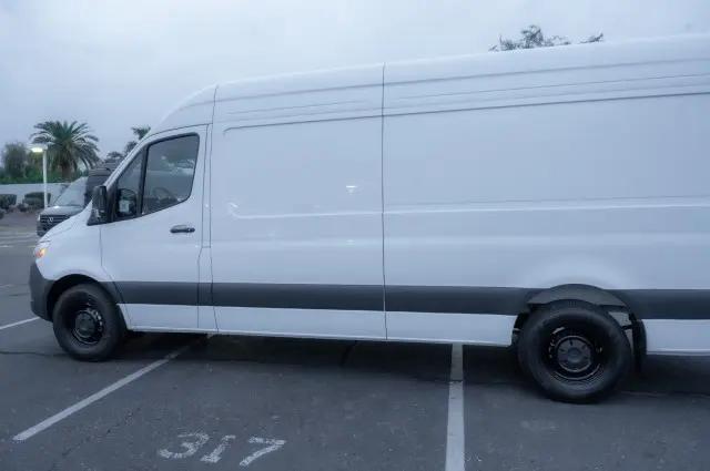 2026 Mercedes-Benz Sprinter 2500 High Roof 4-Cyl Diesel