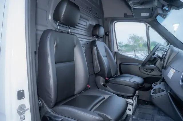 2026 Mercedes-Benz Sprinter 2500 High Roof 4-Cyl Diesel