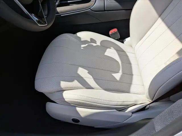 2026 Mercedes-Benz E 450 4MATIC