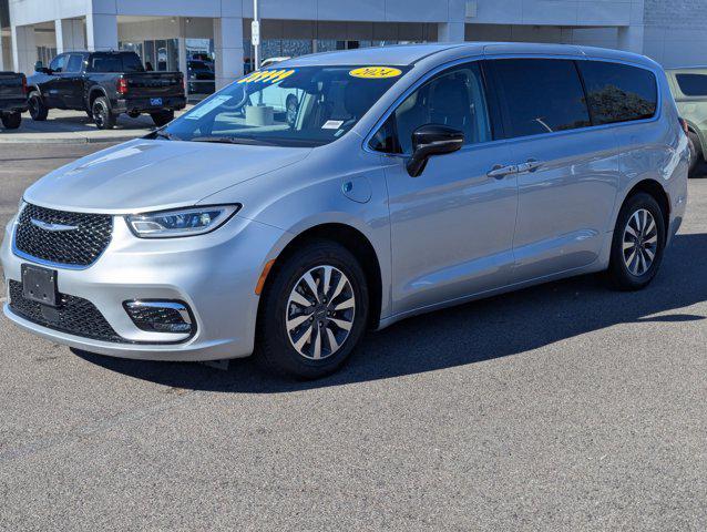 Used 2024 Chrysler Pacifica Hybrid For Sale in Tucson, AZ