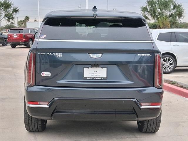2026 Cadillac Escalade IQ Luxury