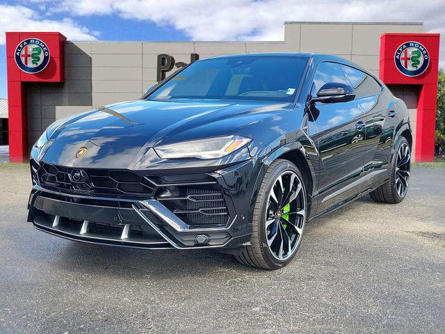 2022 Lamborghini Urus Pearl Capsule AWD