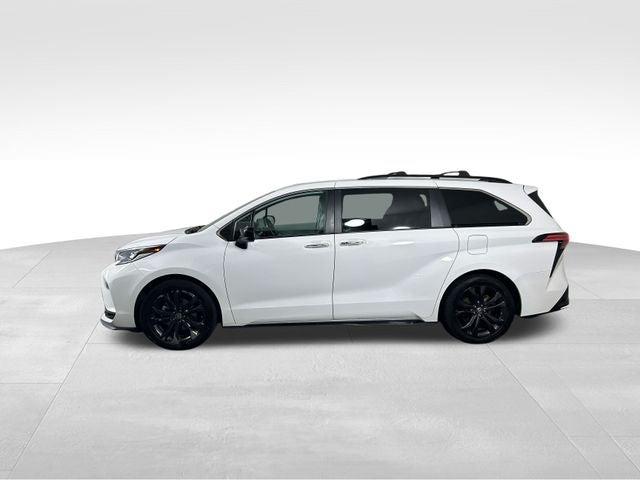 2022 Toyota Sienna XSE