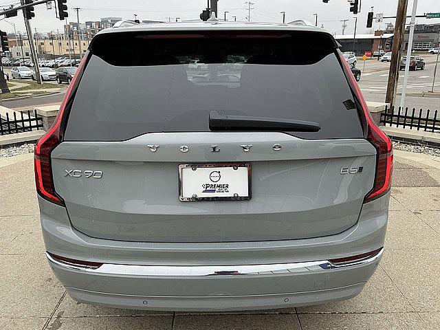 2026 Volvo XC90 Core, B5 AWD Gas (mild hybrid), Gasoline, Bright, 7 Seats