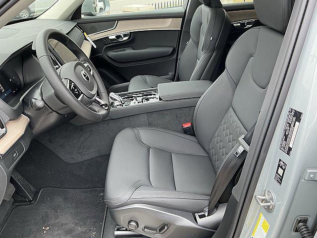 2026 Volvo XC90 Core, B5 AWD Gas (mild hybrid), Gasoline, Bright, 7 Seats