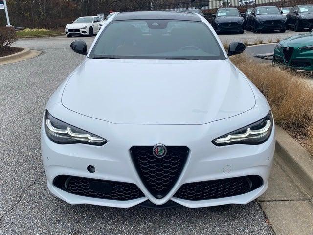 2024 Alfa Romeo Giulia Veloce AWD 2024 Alfa Romeo Giulia Veloce AWD
