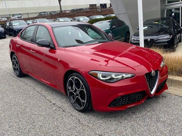 2024 Alfa Romeo Giulia Ti AWD 2024 Alfa Romeo Giulia Ti AWD