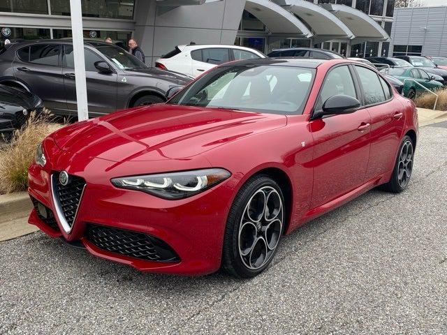 2024 Alfa Romeo Giulia Ti AWD 2024 Alfa Romeo Giulia Ti AWD