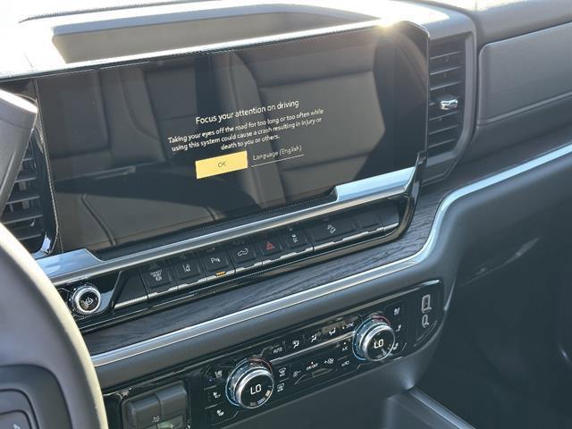 2026 GMC Sierra 2500HD Crew Cab, Standard Bed, SLT, 4WD