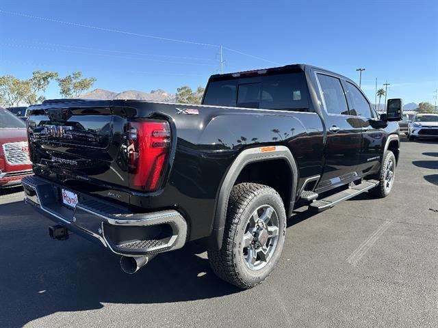 2026 GMC Sierra 2500HD Crew Cab, Standard Bed, SLT, 4WD