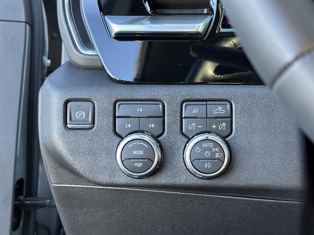 2026 GMC Sierra 2500HD Crew Cab, Standard Bed, SLE, 4WD