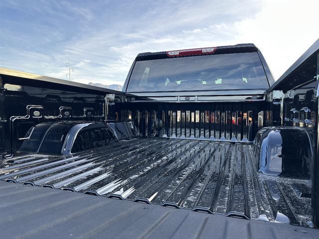 2026 GMC Sierra 1500 Crew Cab, Short Bed, Elevation, RWD