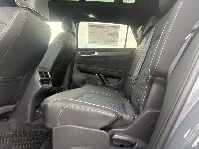 2026 Volkswagen Atlas Cross Sport SEL Premium R-Line