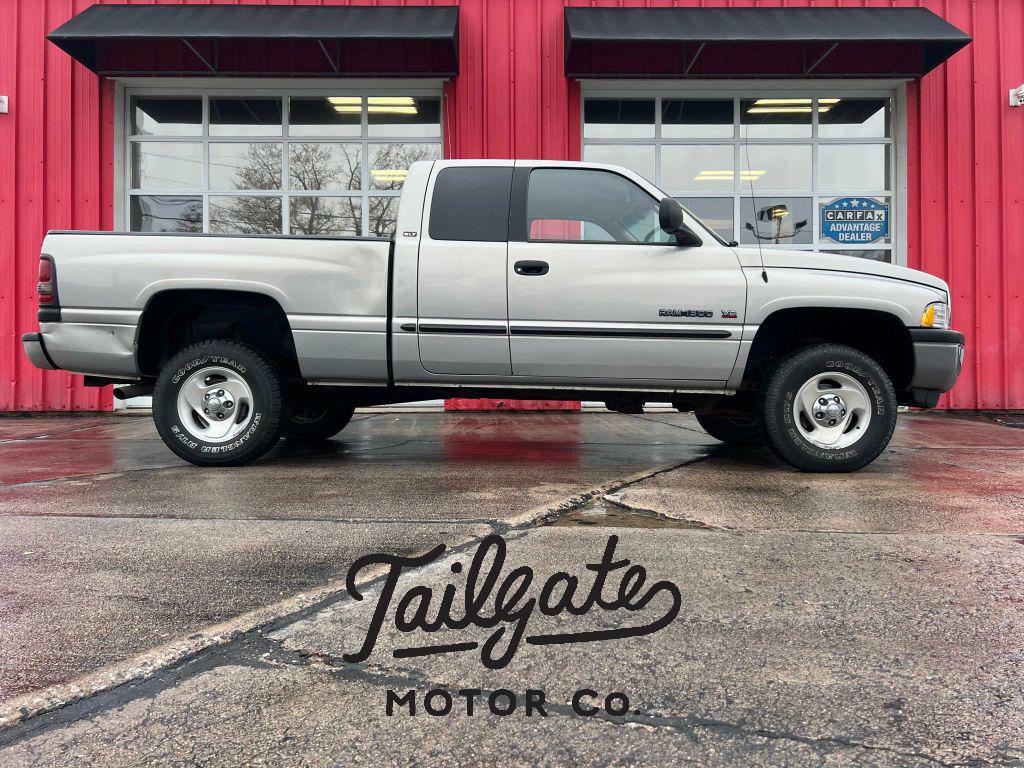 2001 Dodge Ram Pickup's photo