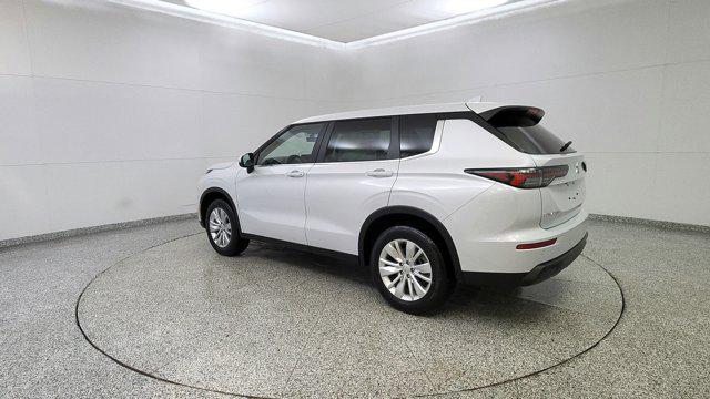 2025 Mitsubishi Outlander ES 2.5 S-AWC
