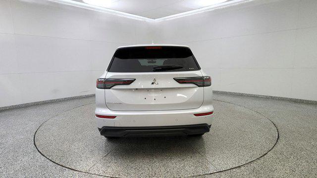 2025 Mitsubishi Outlander ES 2.5 S-AWC