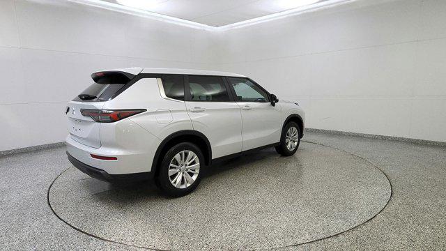 2025 Mitsubishi Outlander ES 2.5 S-AWC
