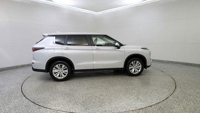 2025 Mitsubishi Outlander ES 2.5 S-AWC