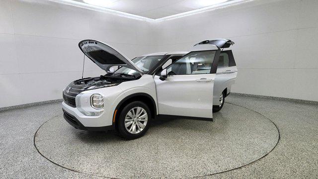2025 Mitsubishi Outlander ES 2.5 S-AWC