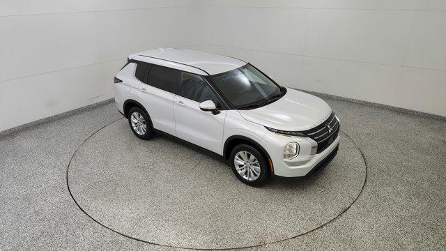 2025 Mitsubishi Outlander ES 2.5 S-AWC
