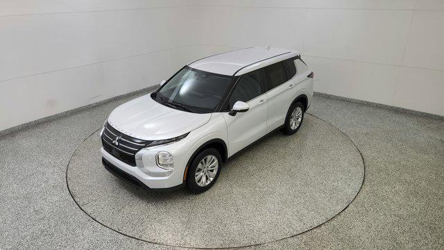 2025 Mitsubishi Outlander ES 2.5 S-AWC