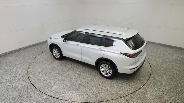 2025 Mitsubishi Outlander ES 2.5 S-AWC