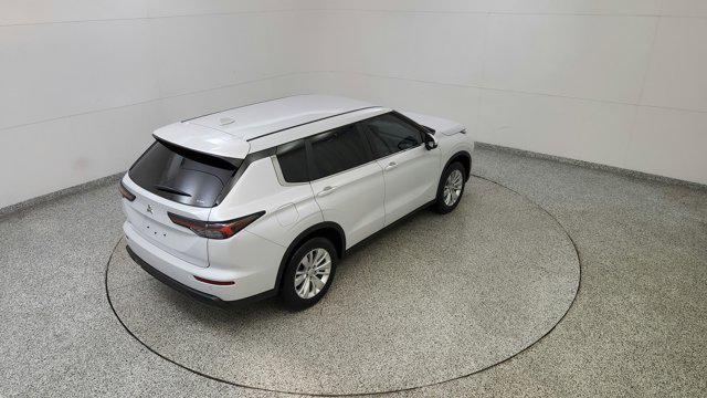 2025 Mitsubishi Outlander ES 2.5 S-AWC