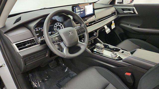2025 Mitsubishi Outlander ES 2.5 S-AWC
