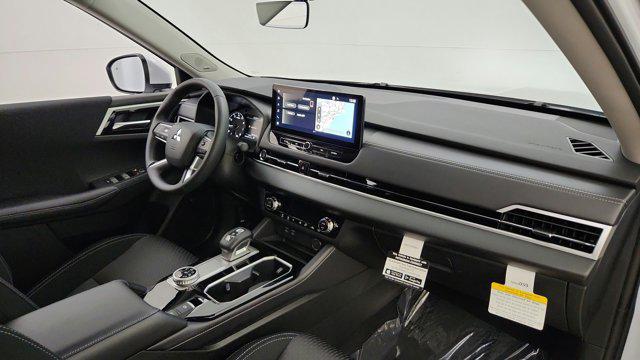 2025 Mitsubishi Outlander ES 2.5 S-AWC