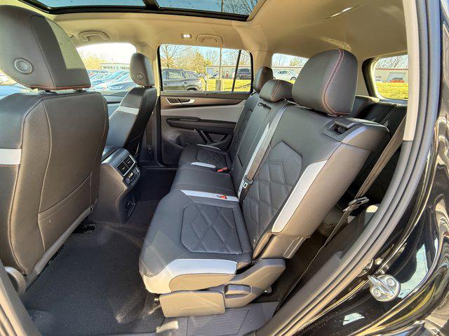2026 Volkswagen Atlas Peak Edition