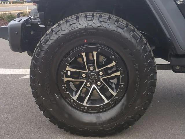 New 2026 Black Clear-Coat Exterior Paint Jeep Rubicon 392 image 19