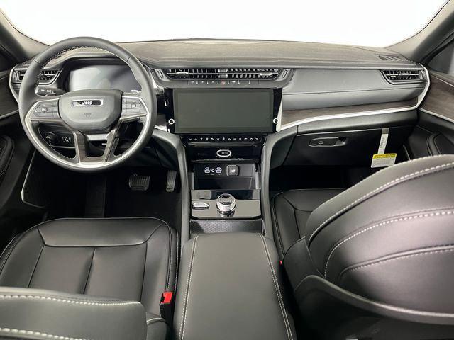 2026 Jeep Grand Cherokee GRAND CHEROKEE LIMITED 4X4 2026 Jeep Grand Cherokee GRAND CHEROKEE LIMITED 4X4