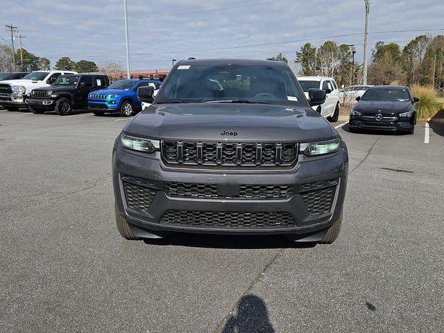 2026 Jeep Grand Cherokee GRAND CHEROKEE LAREDO ALTITUDE 4X2