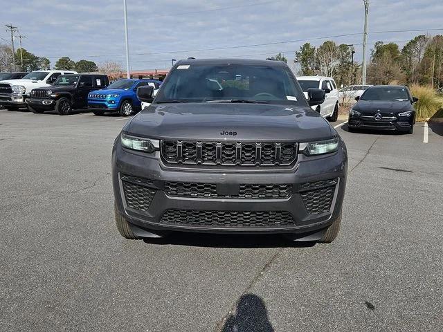 2026 Jeep Grand Cherokee GRAND CHEROKEE LAREDO ALTITUDE 4X2 2026 Jeep Grand Cherokee GRAND CHEROKEE LAREDO ALTITUDE 4X2