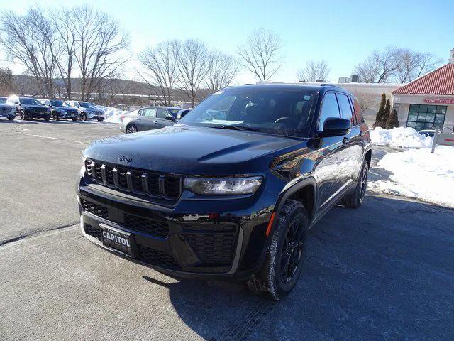 2026 Jeep Grand Cherokee GRAND CHEROKEE LAREDO ALTITUDE 4X4