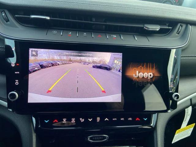 2026 Jeep Grand Cherokee Altitude 4x4