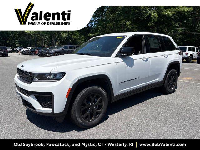2026 Jeep Grand Cherokee Altitude 4x4 for sale in Mystic, CT
