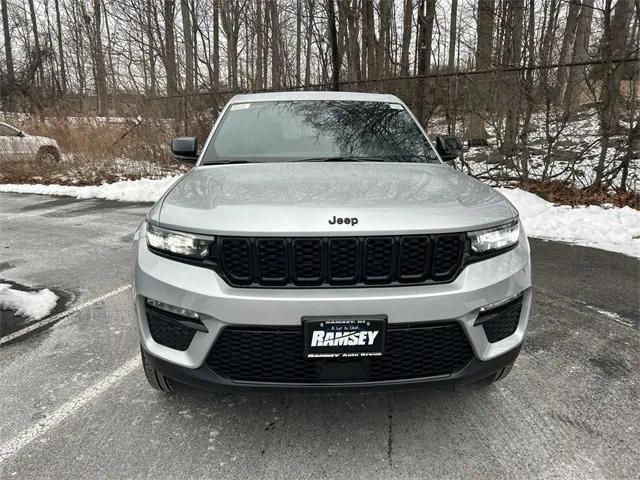 2025 Jeep Grand Cherokee GRAND CHEROKEE LIMITED 4X4 2025 Jeep Grand Cherokee GRAND CHEROKEE LIMITED 4X4