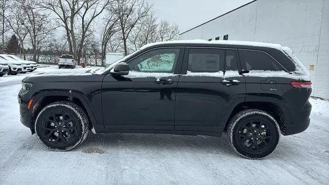 2026 Jeep Grand Cherokee Altitude 4x4