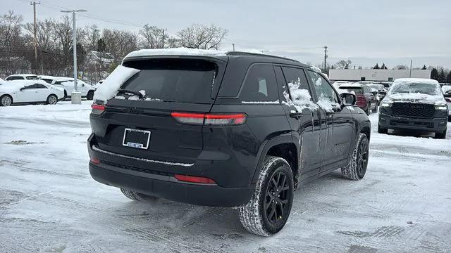 2026 Jeep Grand Cherokee Altitude 4x4