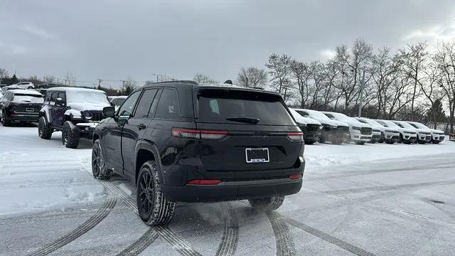 2026 Jeep Grand Cherokee GRAND CHEROKEE LAREDO ALTITUDE 4X4