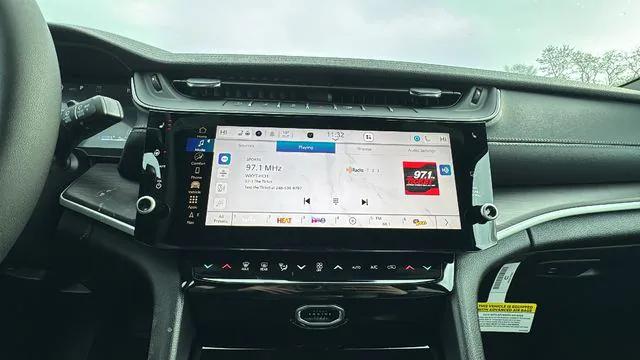 2026 Jeep Grand Cherokee Altitude 4x4