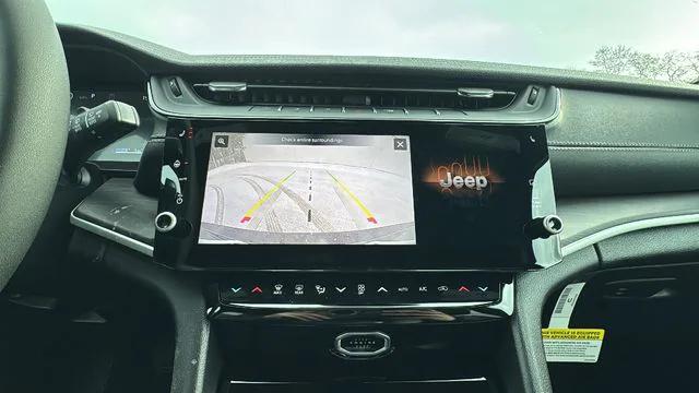 2026 Jeep Grand Cherokee Altitude 4x4