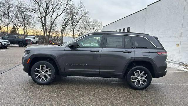 2025 Jeep Grand Cherokee GRAND CHEROKEE LIMITED 4X4