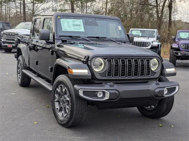2026 Jeep Gladiator GLADIATOR SAHARA 4X4
